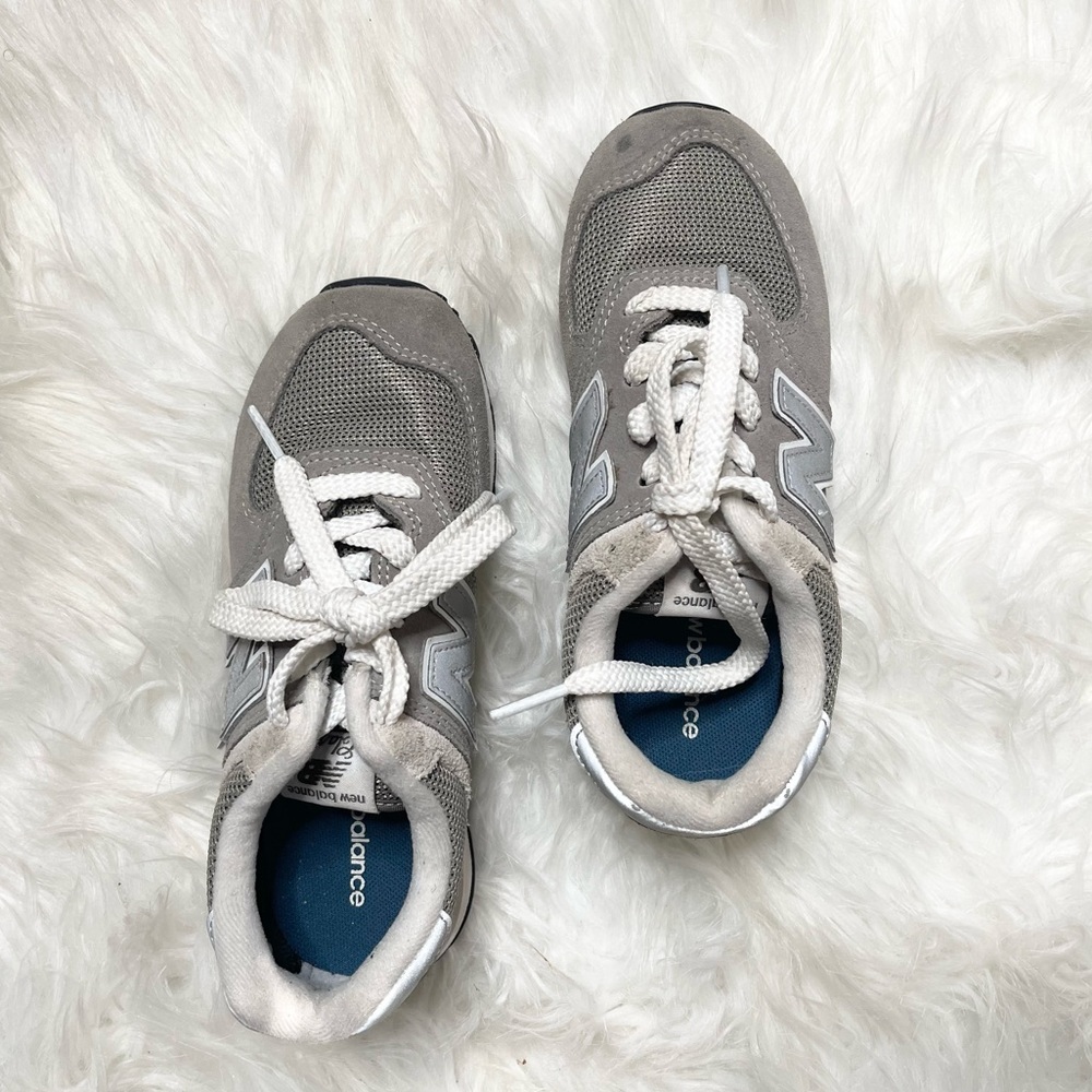 Boys Classic New Balance Sneakers Size 13